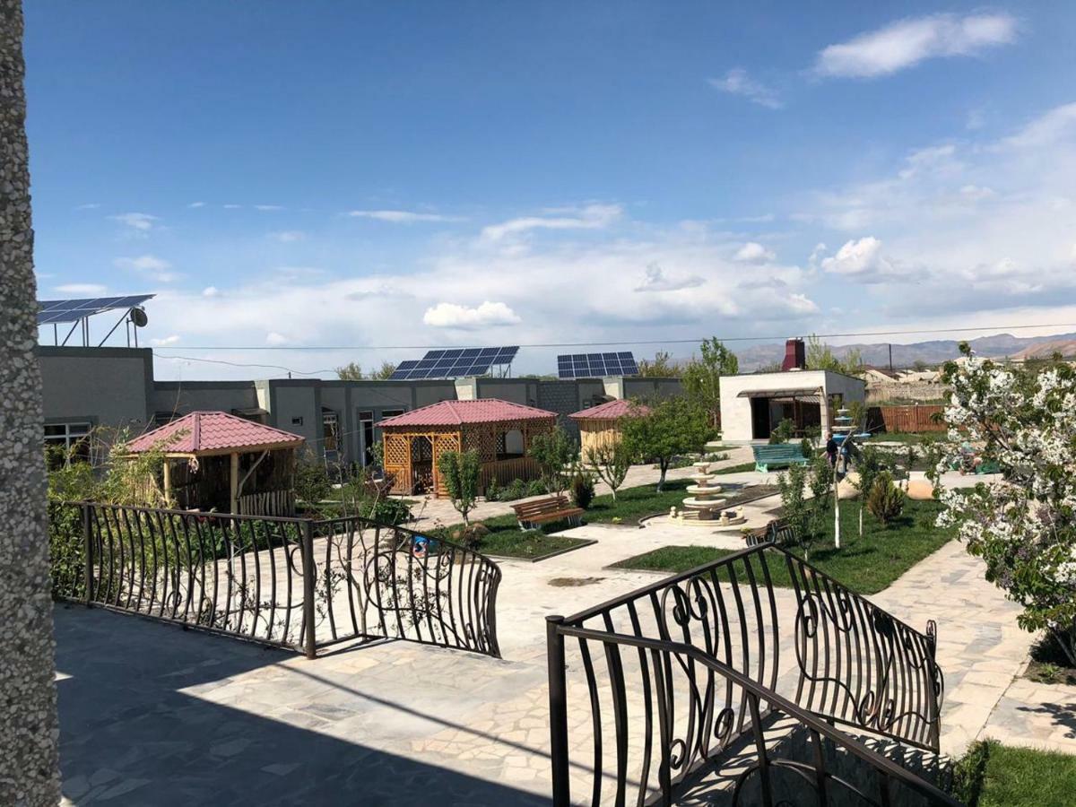 Ralina Restaurant And Hotel Davalinskiy Tsemzavod Εξωτερικό φωτογραφία