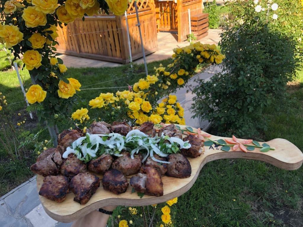 Ralina Restaurant And Hotel Davalinskiy Tsemzavod Εξωτερικό φωτογραφία